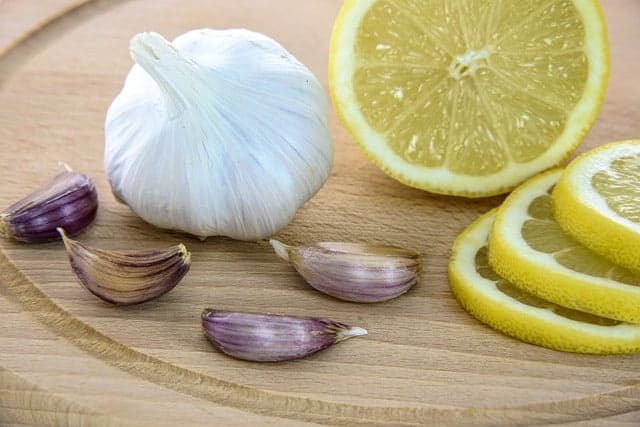 Garlic and lemon