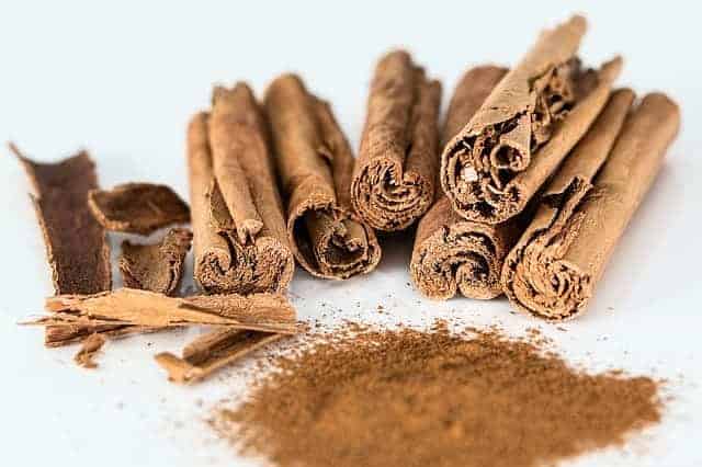 Dried cinnamon sticks