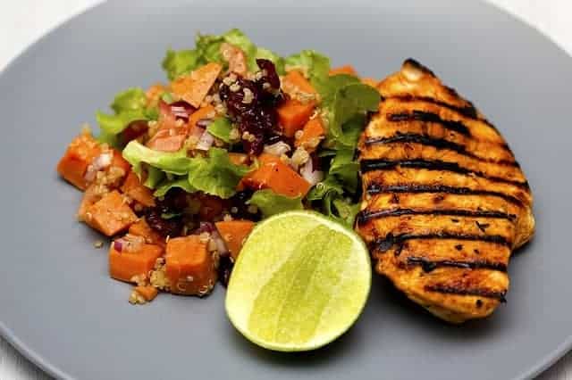 grilled chicken breast with vegetables