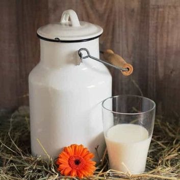 a can and a glass of milk