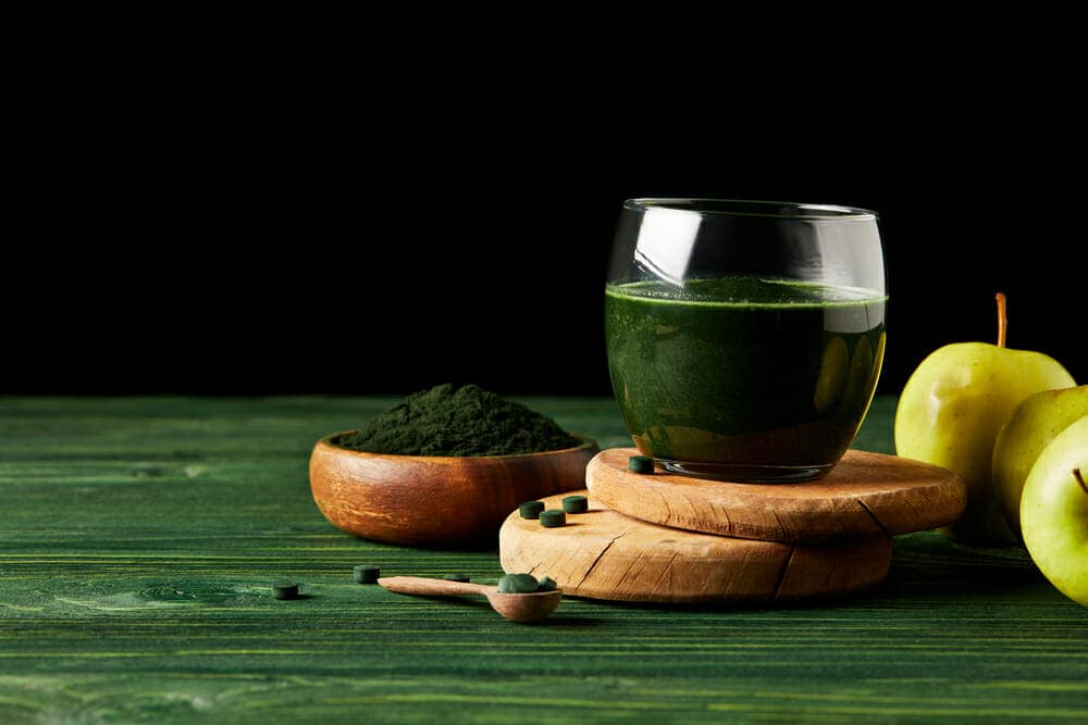  Spirulina in tablets and cocktail with spirulina